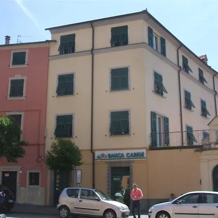 La Mansarda Di Lella Varese Ligure