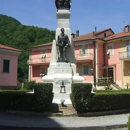 La Mansarda Di Lella * Varese Ligure
